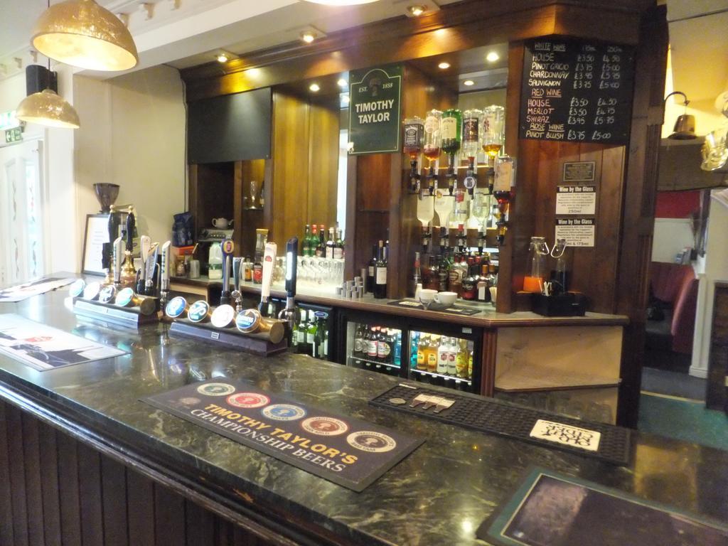 The Red Lion, Stretham Hotel Exterior photo